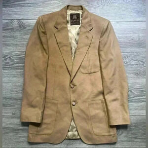 Vintage Lanvin Men’s Camel Feather Suede Blazer with Light Brown Marble Buttons
